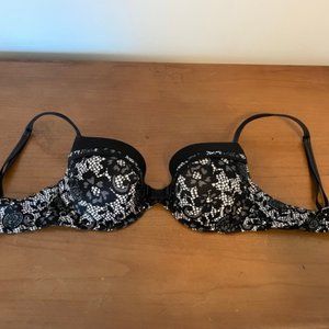 Victoria's Secret Black & White Bra Size 32D